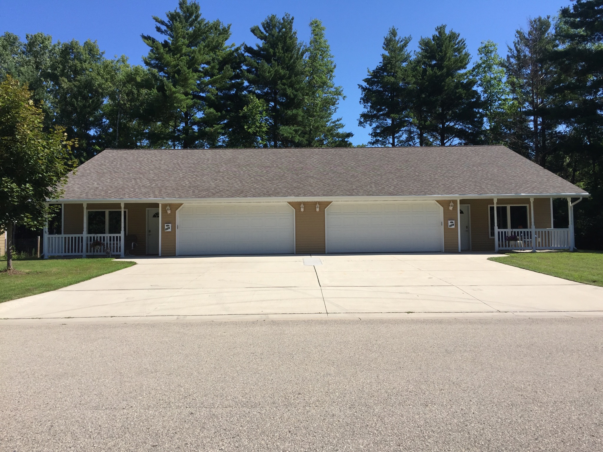 NEWCAP Inc. 225.229 bitters, oconto